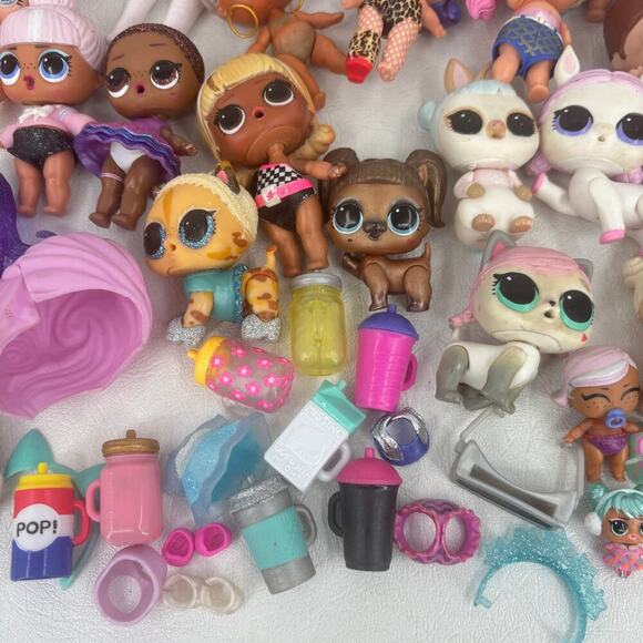 LOL Surprise Dolls Babies Pets Accessories Variety Lot of 50+ Pieces MGA OMG - Picture 6 of 8